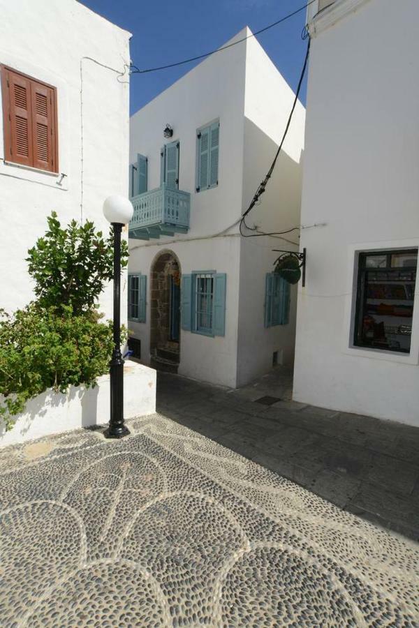 Old Traditional House Mandrákion エクステリア 写真